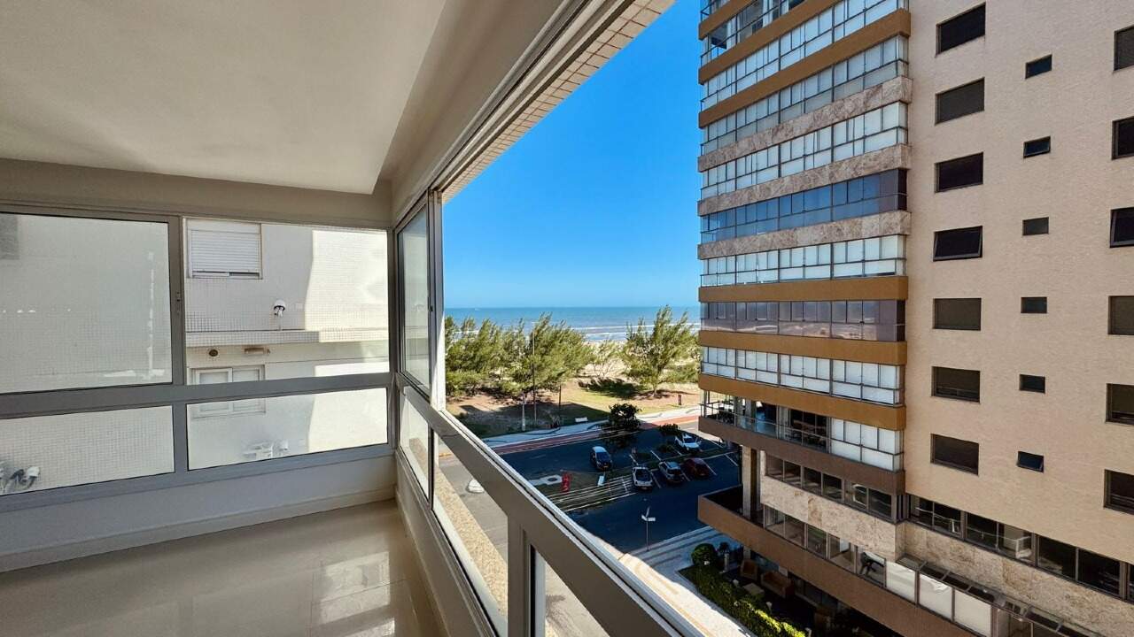 Apartamento à venda no Navegantes: 