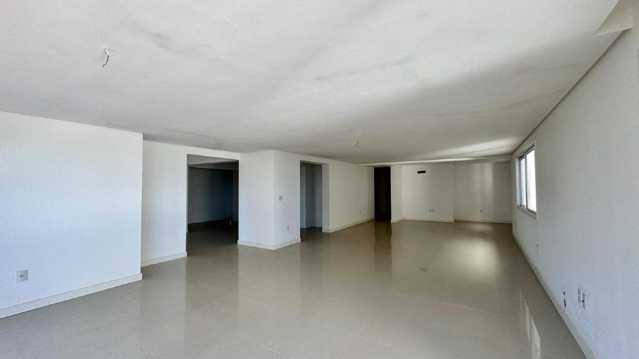 Apartamento à venda no Navegantes: 
