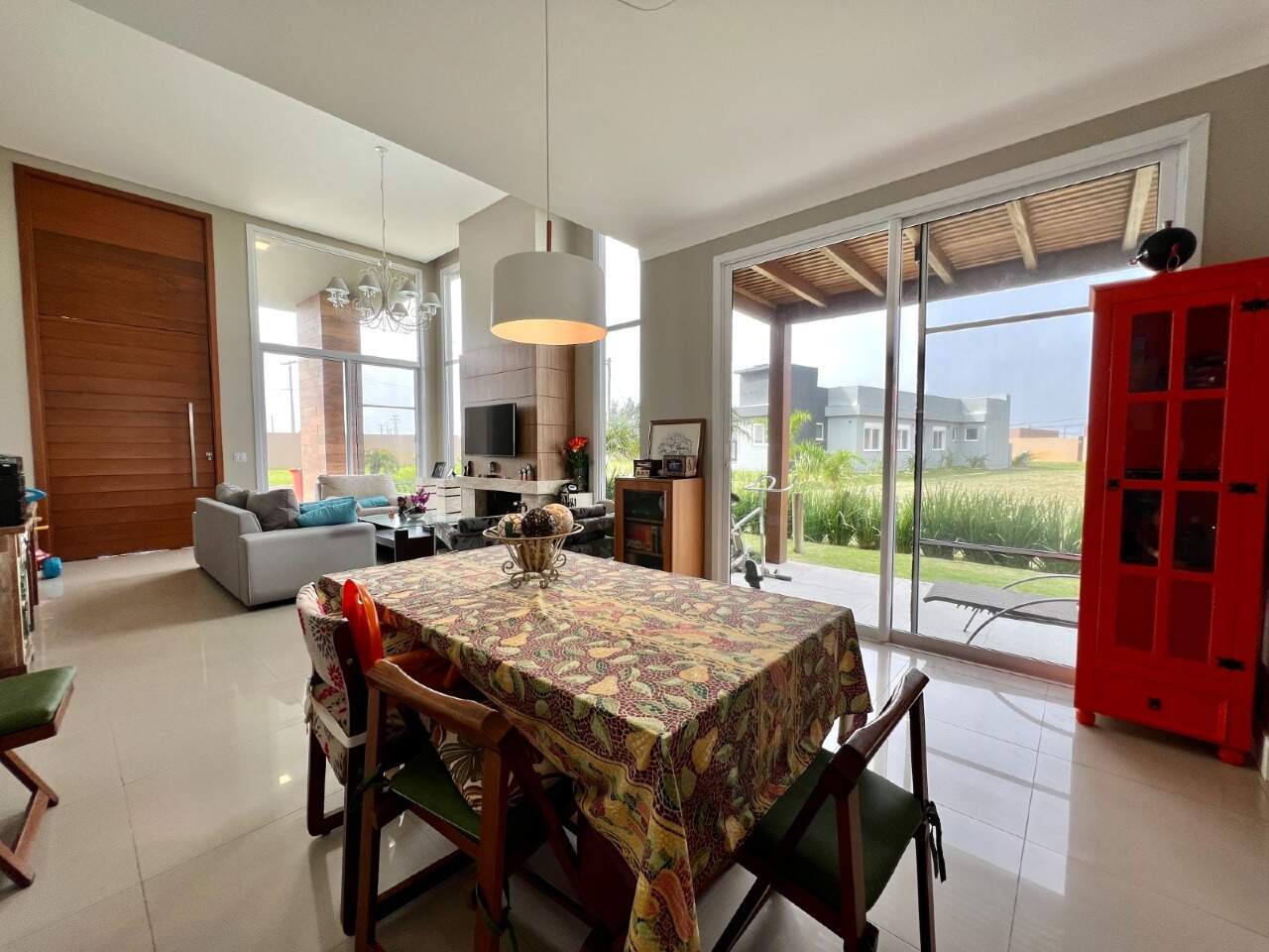 Casa em Condomínio à venda no Condominio Riviera: 