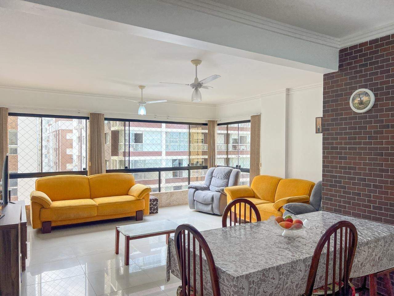 Apartamento à venda no Navegantes: 