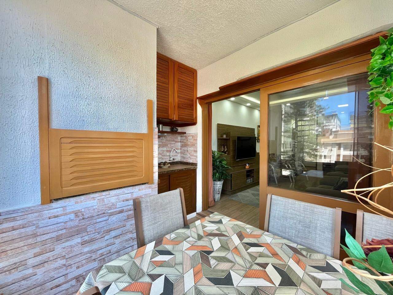 Apartamento à venda no Zona Nova: 
