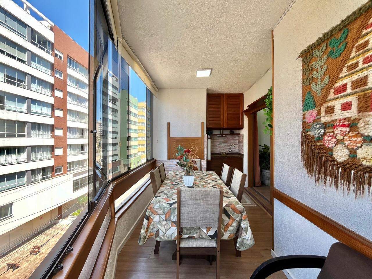 Apartamento à venda no Zona Nova: 