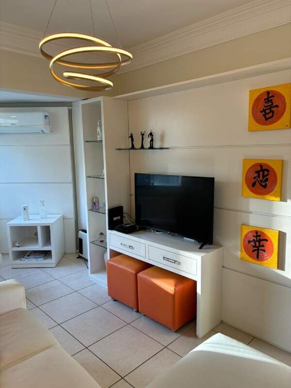 Apartamento à venda no Zona Nova: 