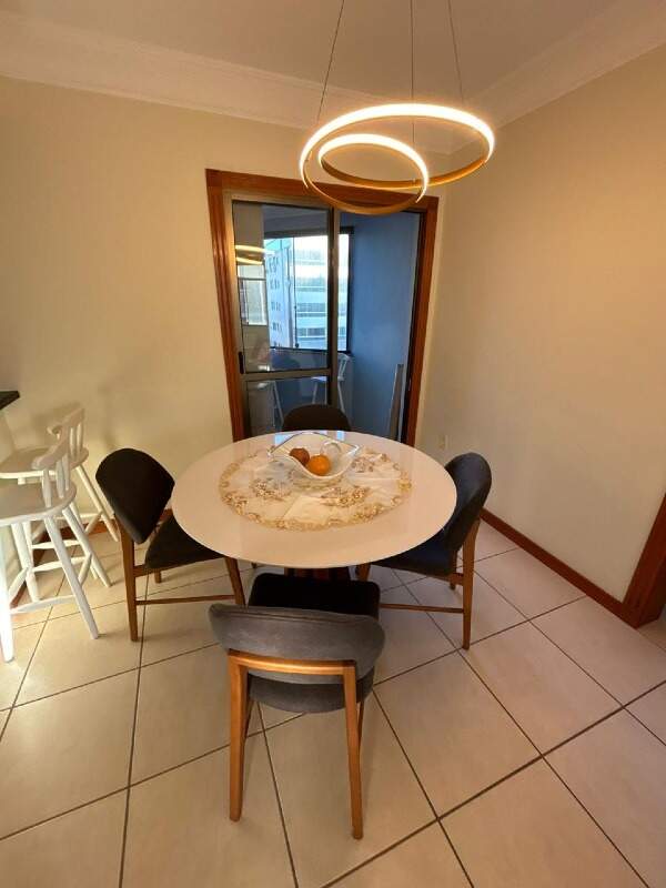 Apartamento à venda no Zona Nova: 