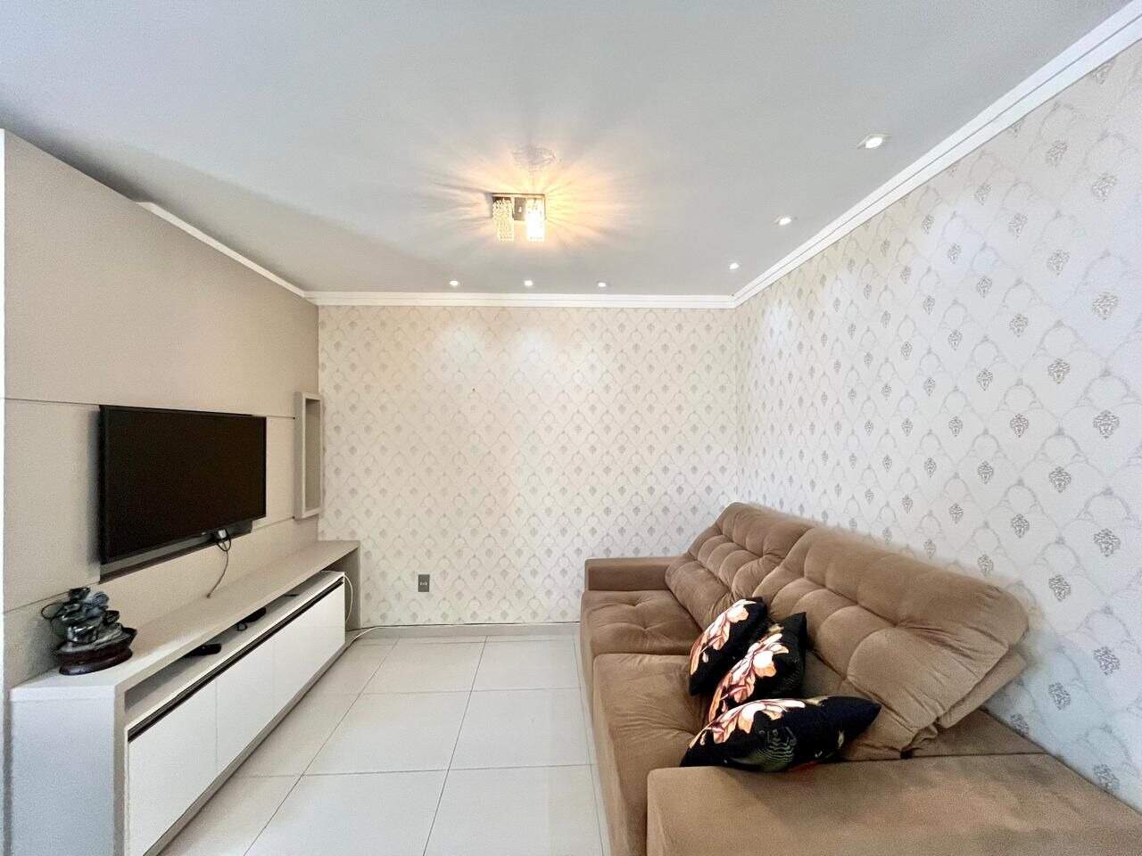 Apartamento à venda no Zona Nova: 