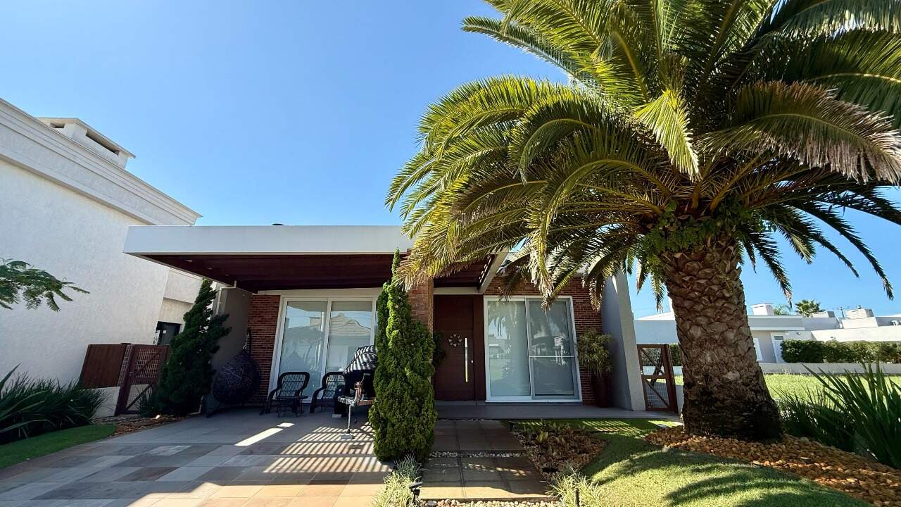 Casa em Condomínio à venda no Dubai Resort : 