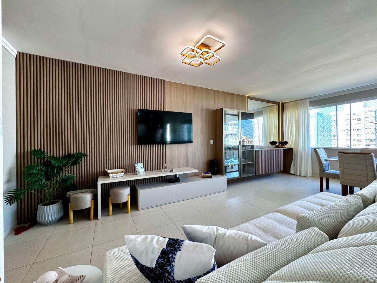 Apartamento à venda no Zona Nova: 