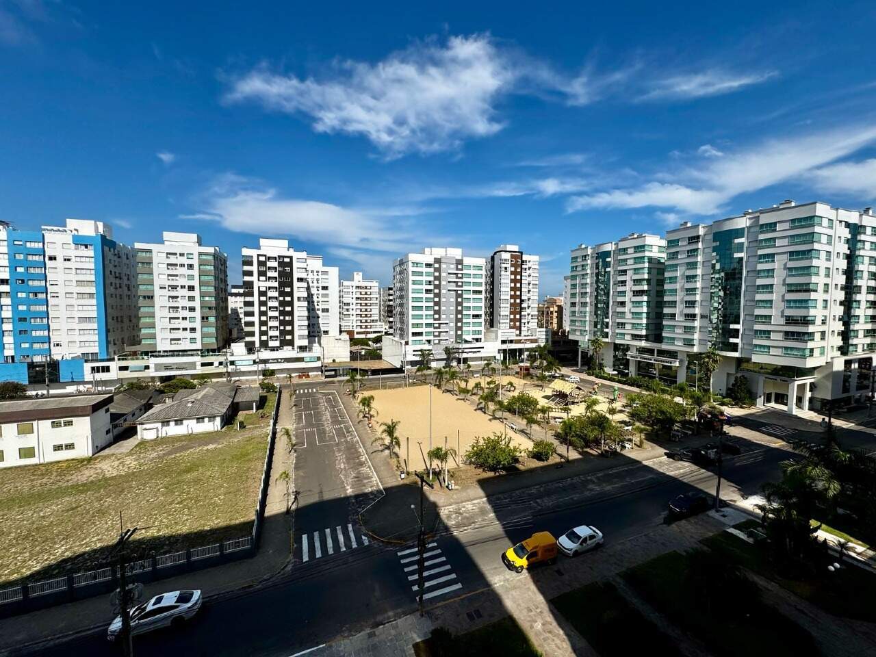 Apartamento à venda no Zona Nova: 