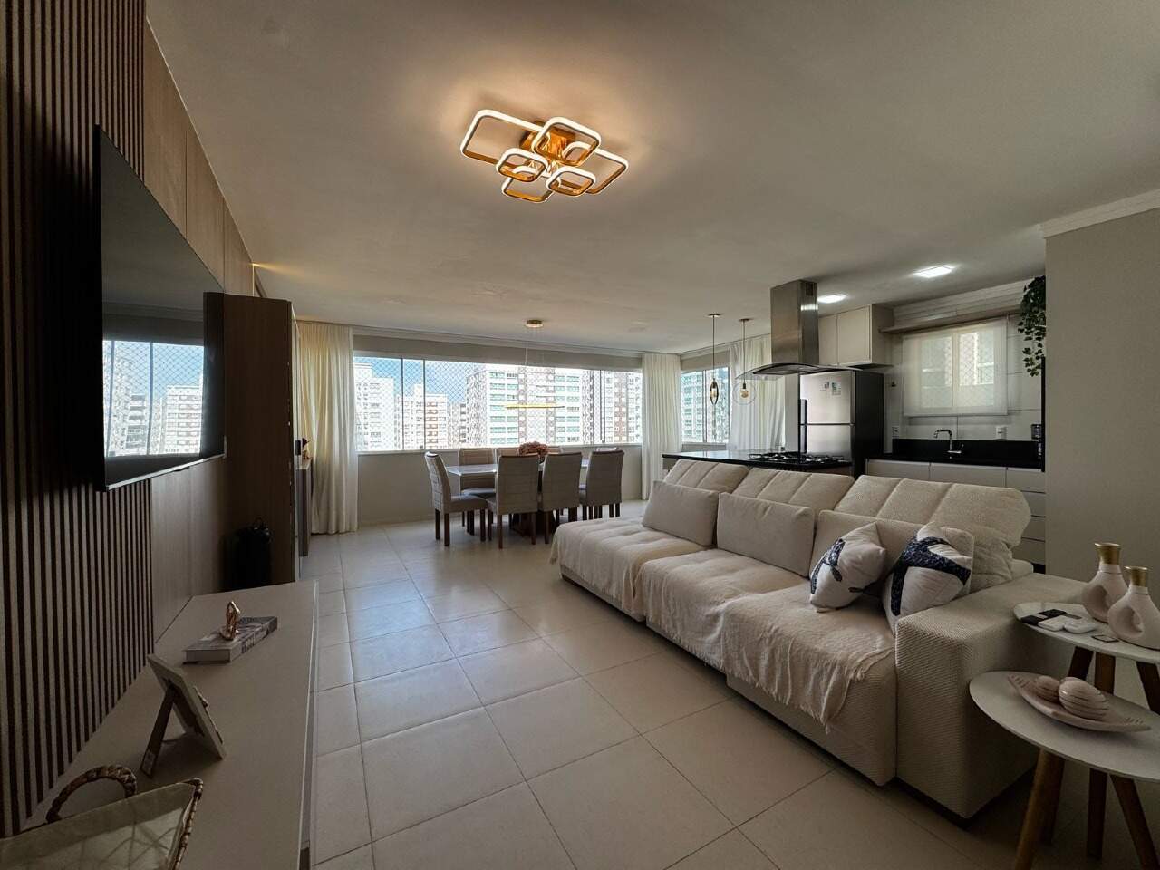 Apartamento à venda no Zona Nova: 