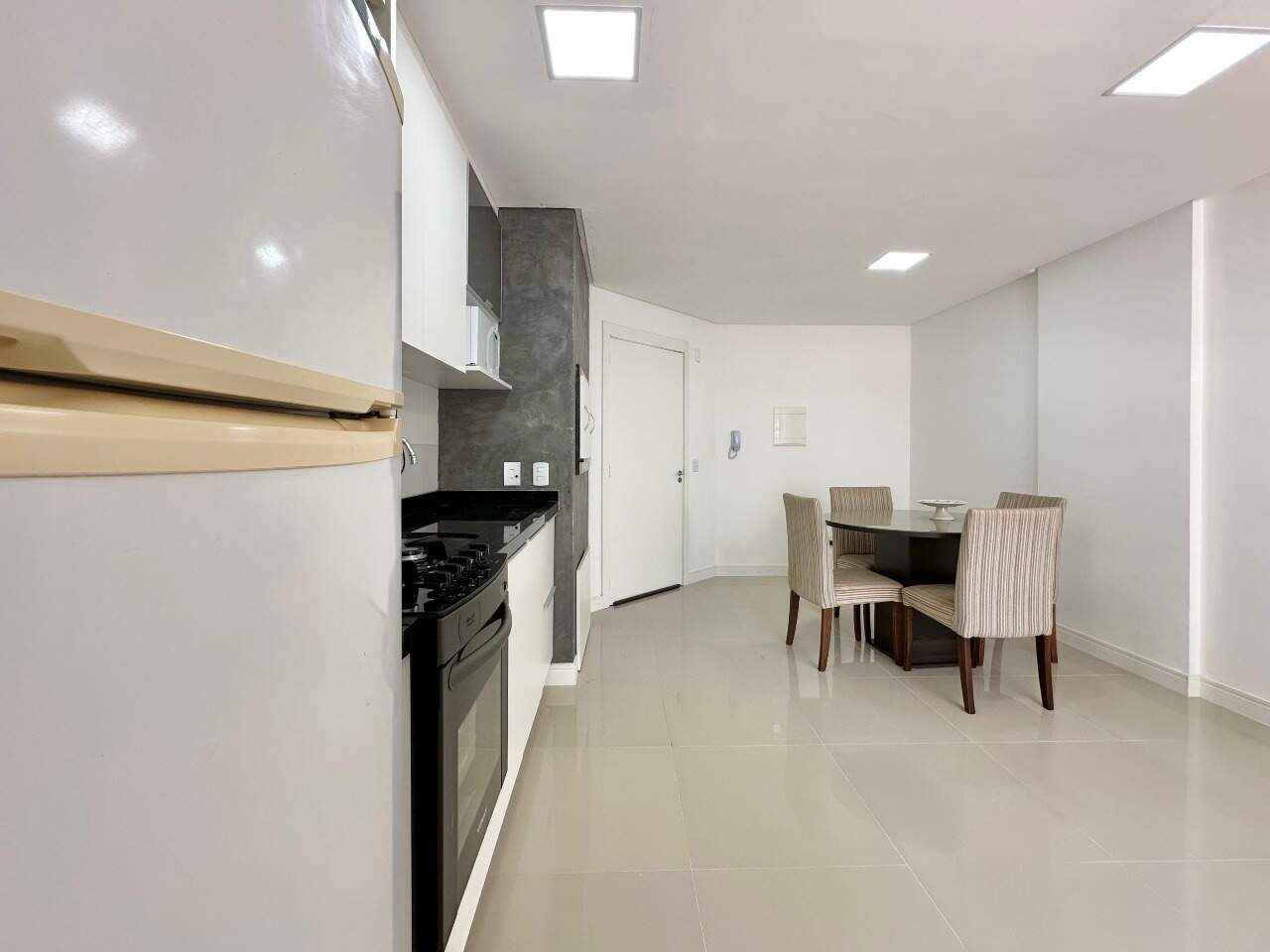 Apartamento à venda no Navegantes: 
