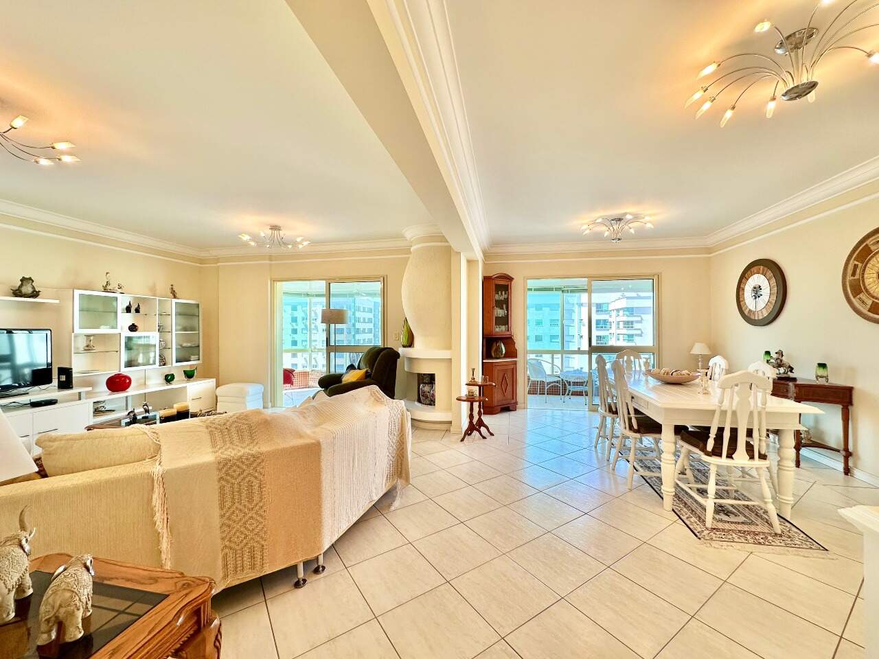 Apartamento à venda no Zona Nova: 