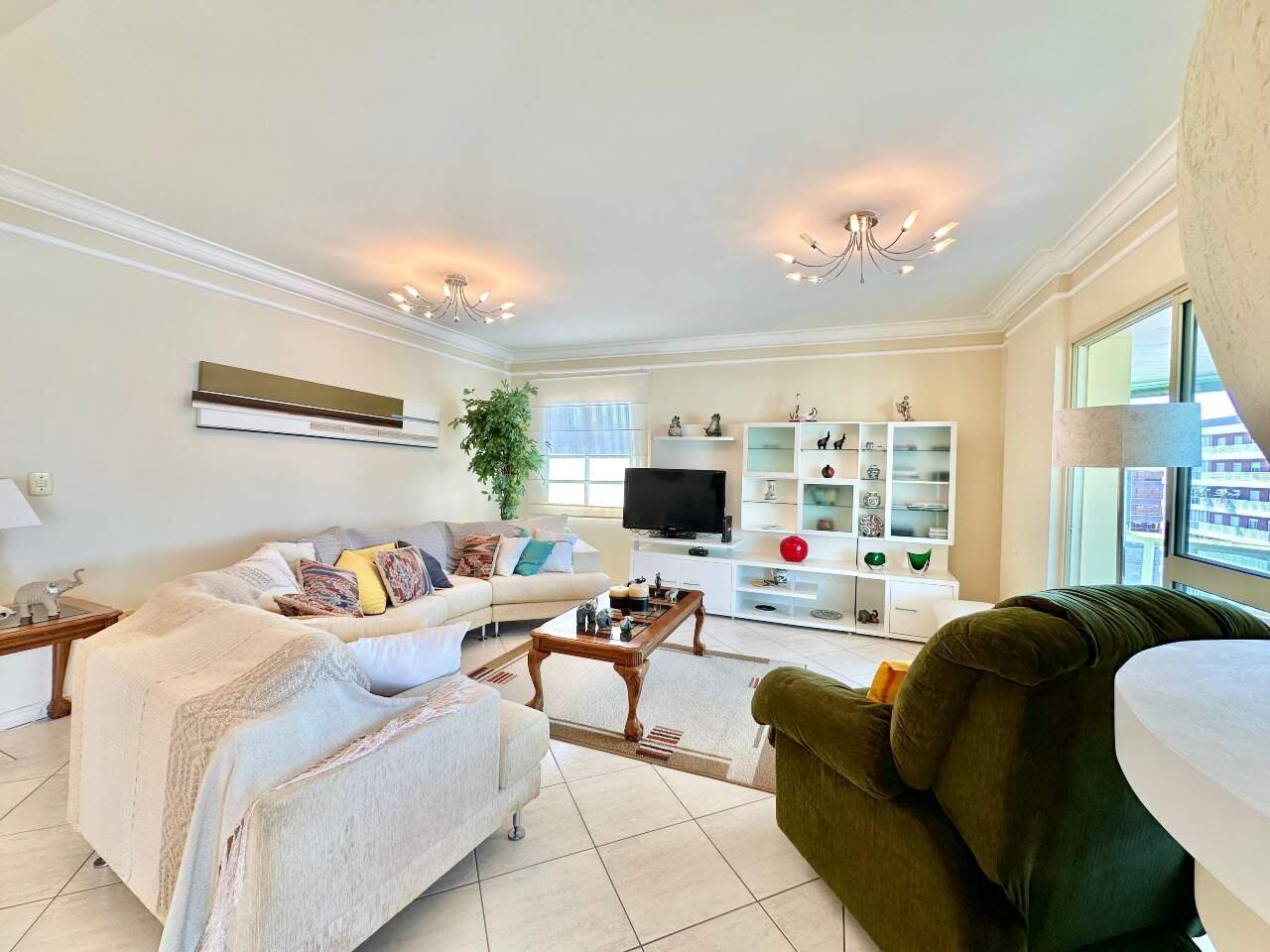Apartamento à venda no Zona Nova: 