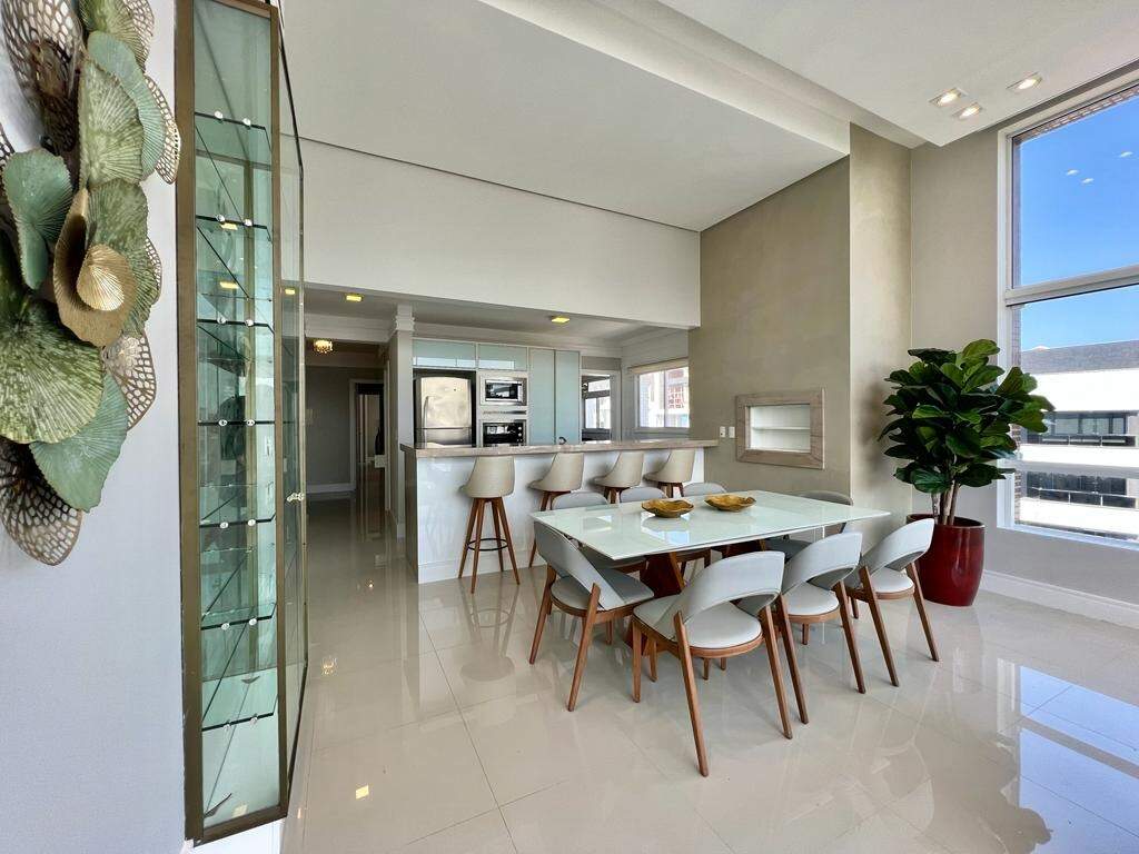 Apartamento à venda no Navegantes: 