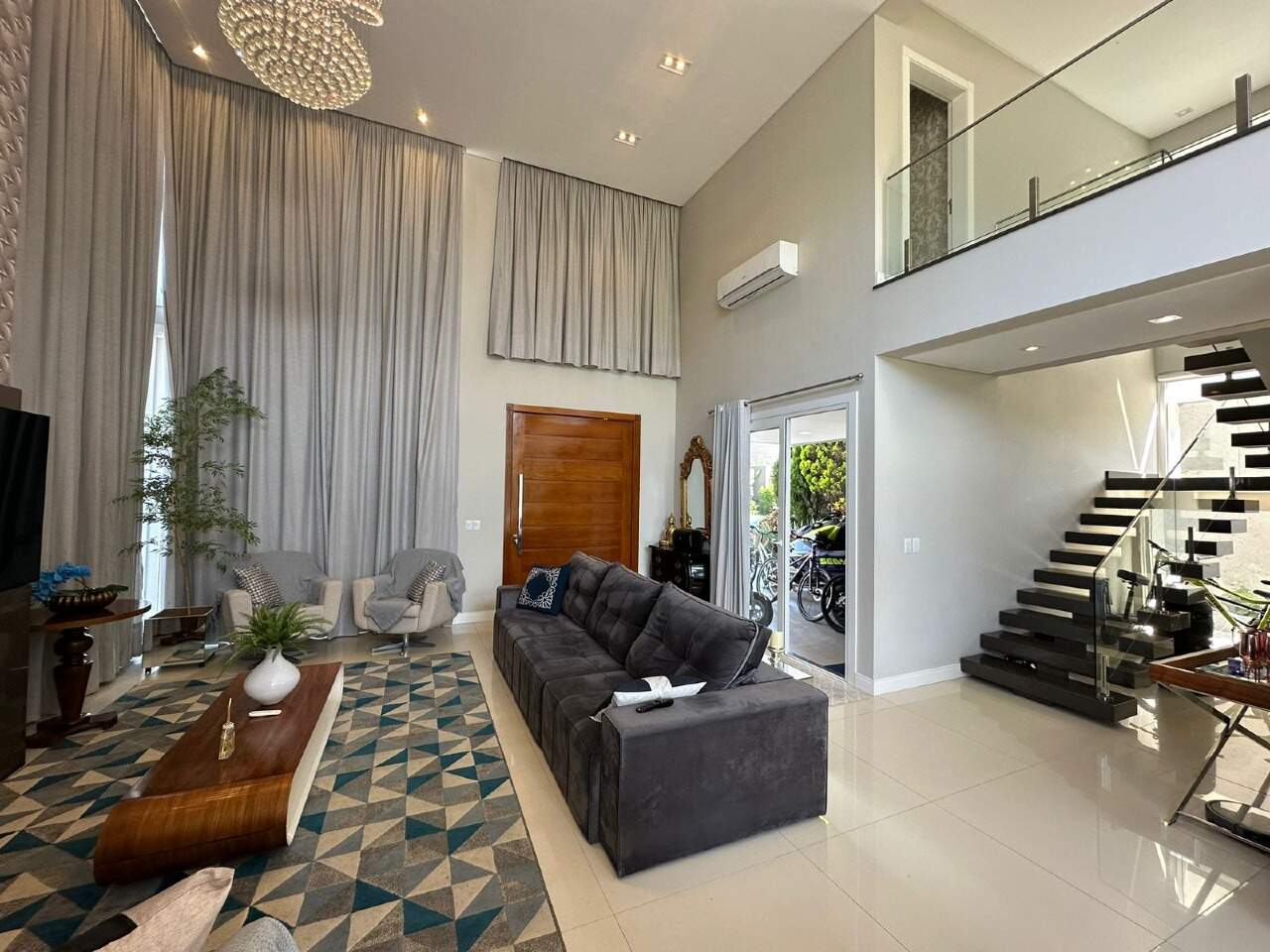 Casa em Condomínio à venda no Velas da Marina: 