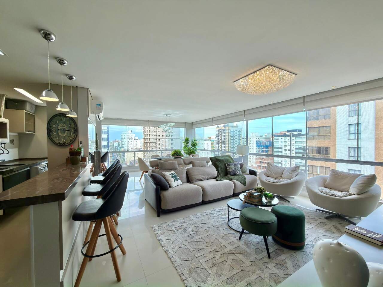 Apartamento à venda no Navegantes: 