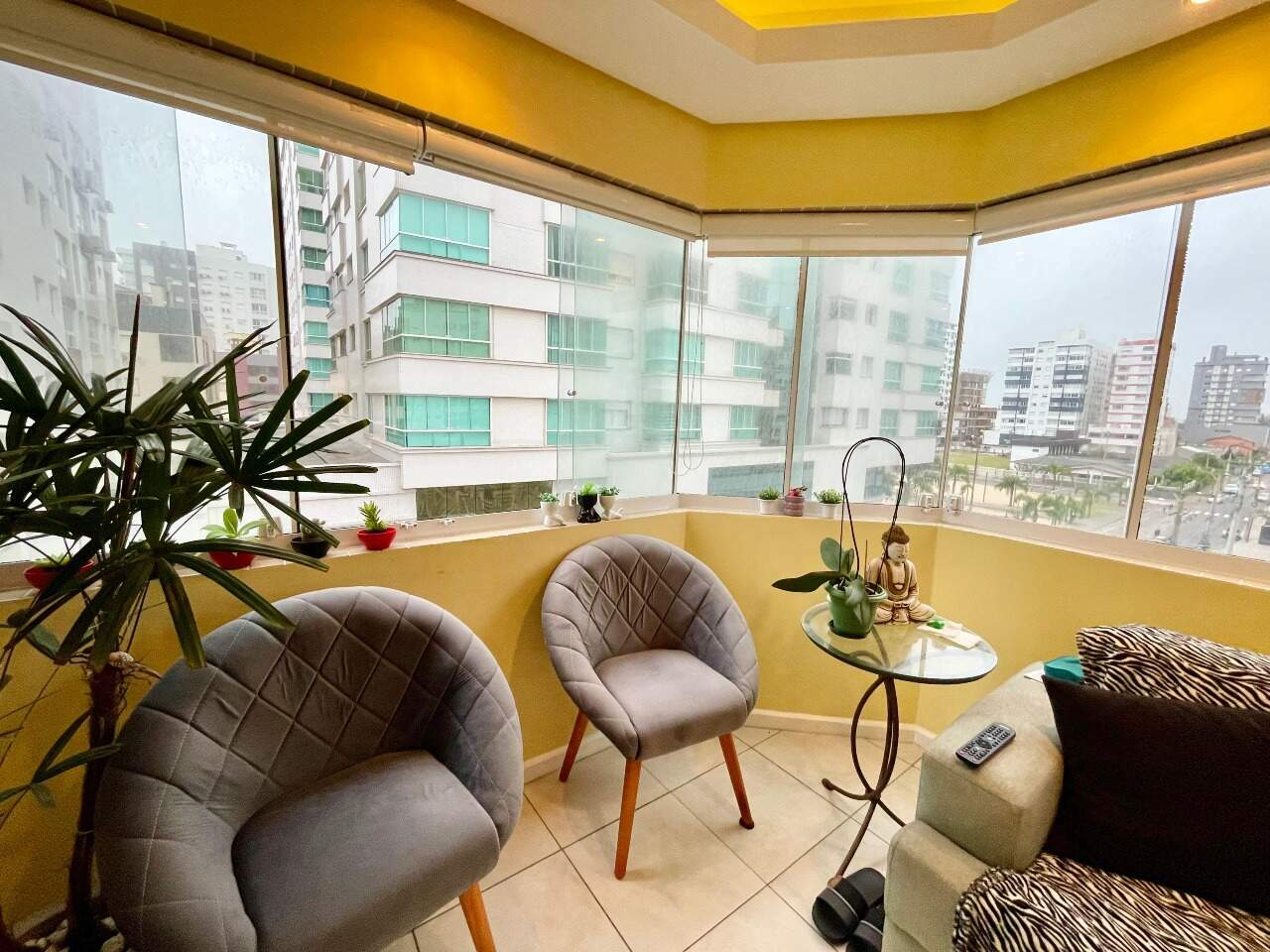 Apartamento à venda no Zona Nova: 
