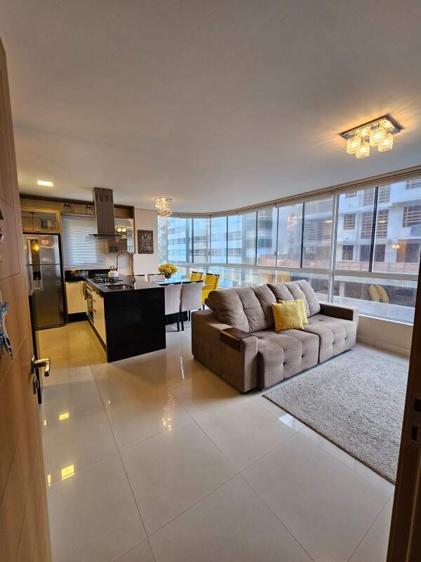Apartamento à venda no Navegantes: 