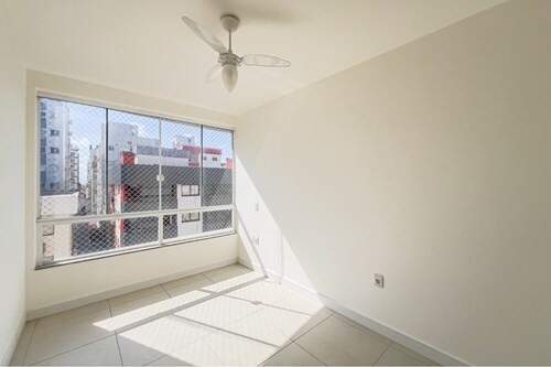Apartamento à venda no Zona Nova: 