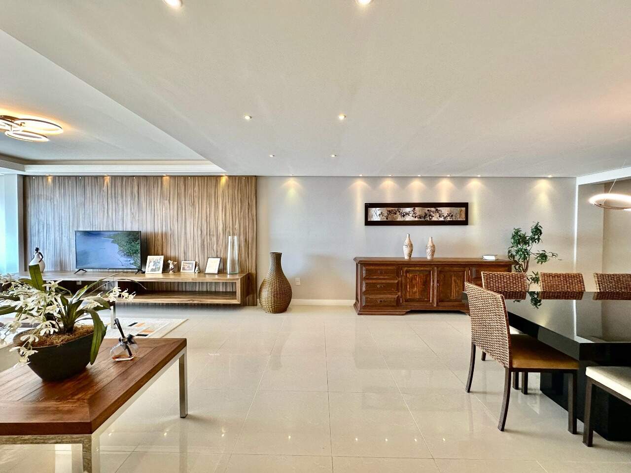 Apartamento à venda no Zona Nova: 