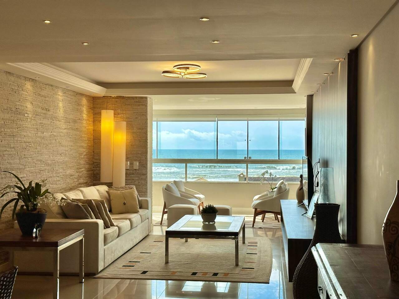 Apartamento à venda no Zona Nova: 