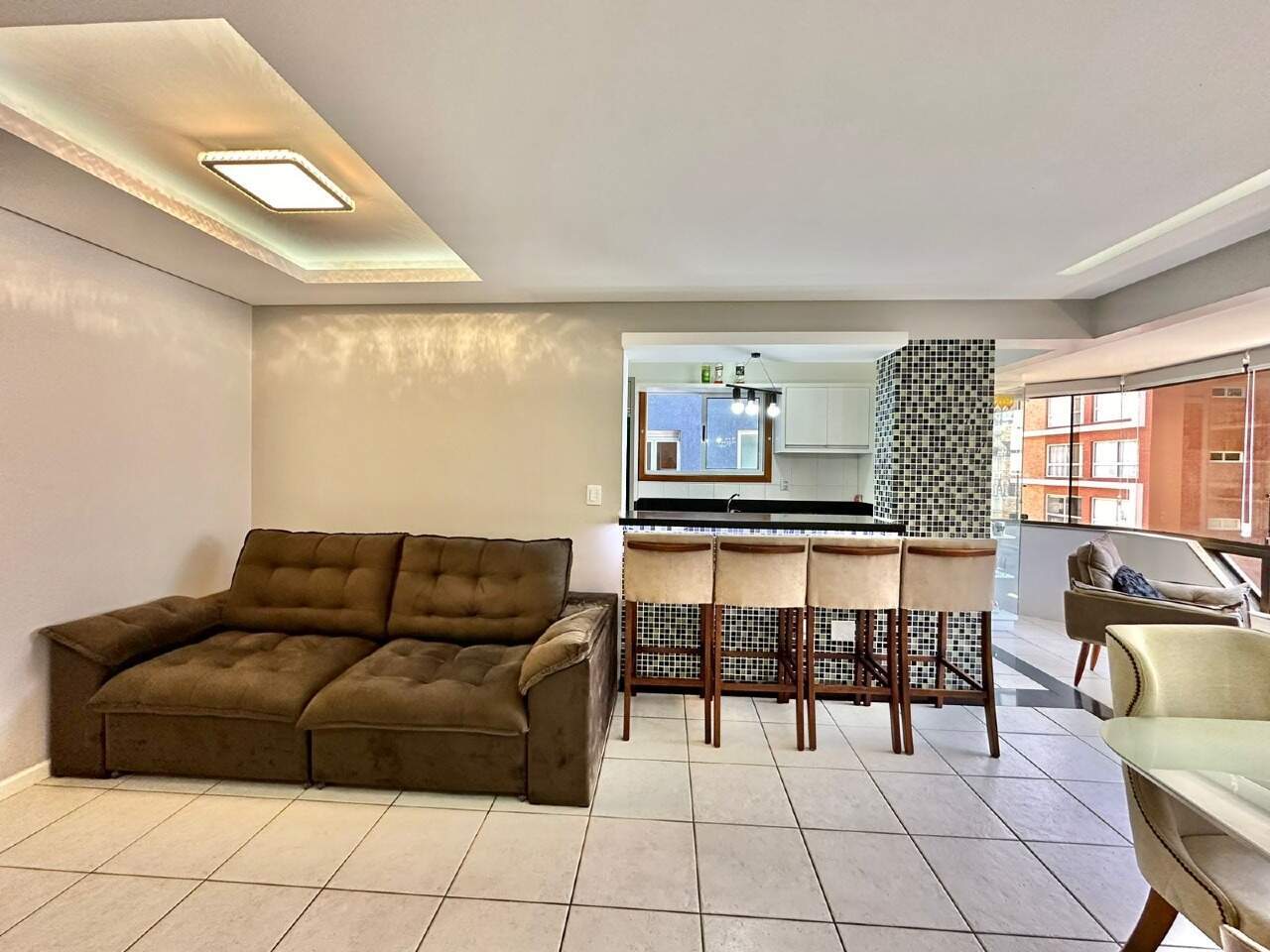 Apartamento à venda no Zona Nova: 