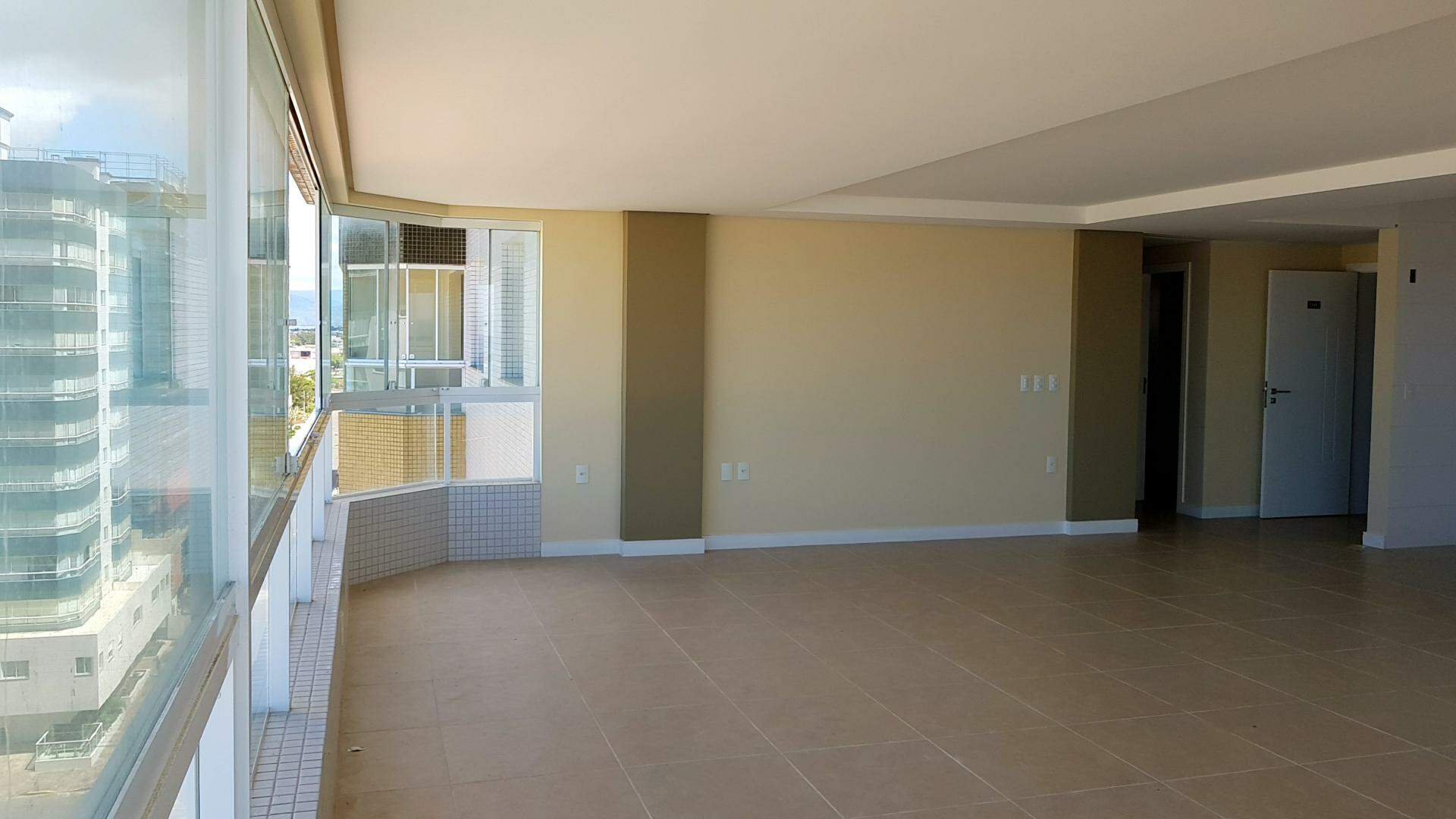 Apartamento à venda no Zona Nova: 
