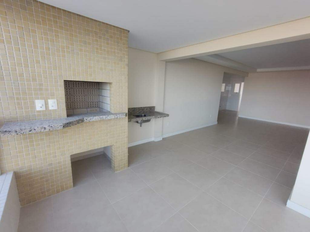 Apartamento à venda no Zona Nova: 