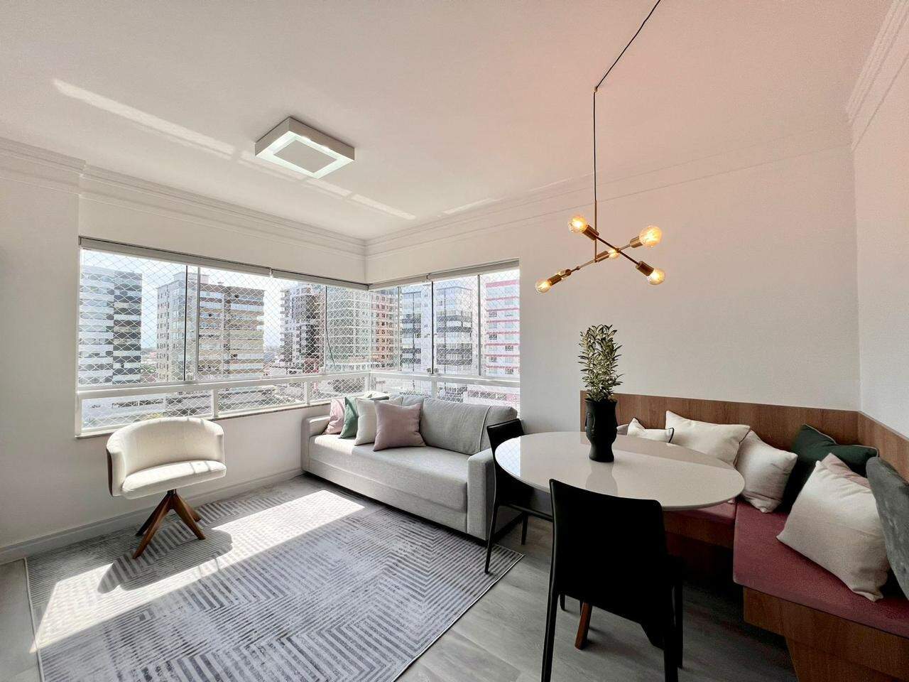 Apartamento à venda no Zona Nova: 
