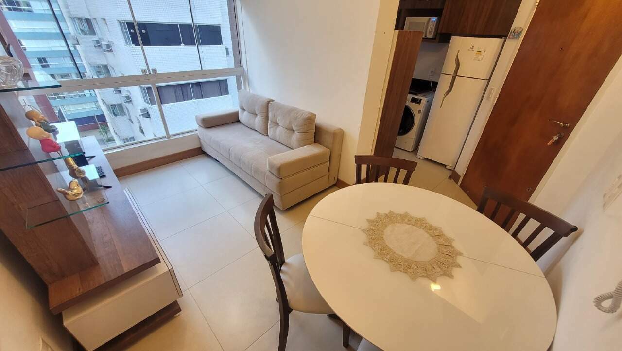 Apartamento à venda no Navegantes: 