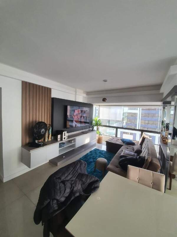 Apartamento à venda no Zona Nova: 