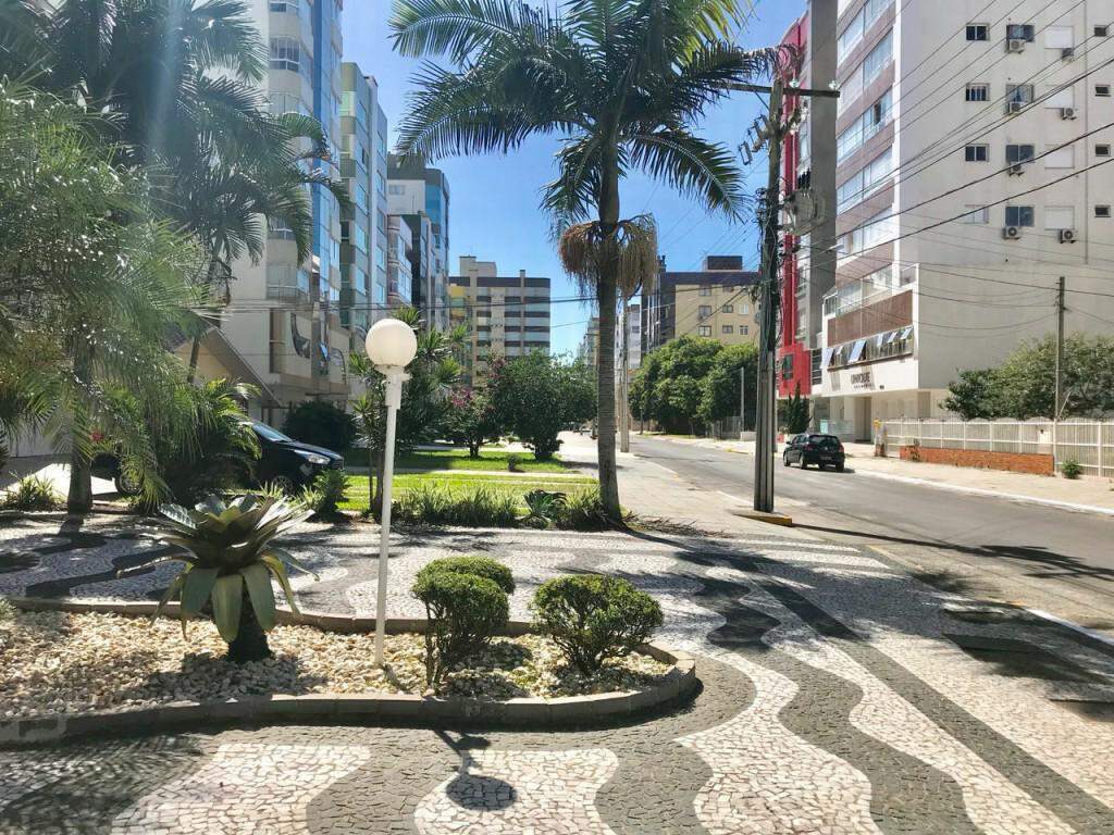 Apartamento à venda no Zona Nova: 