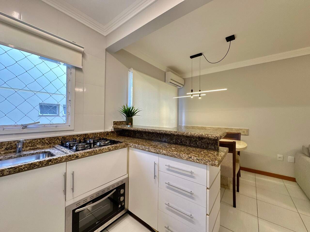 Apartamento à venda no Zona Nova: 