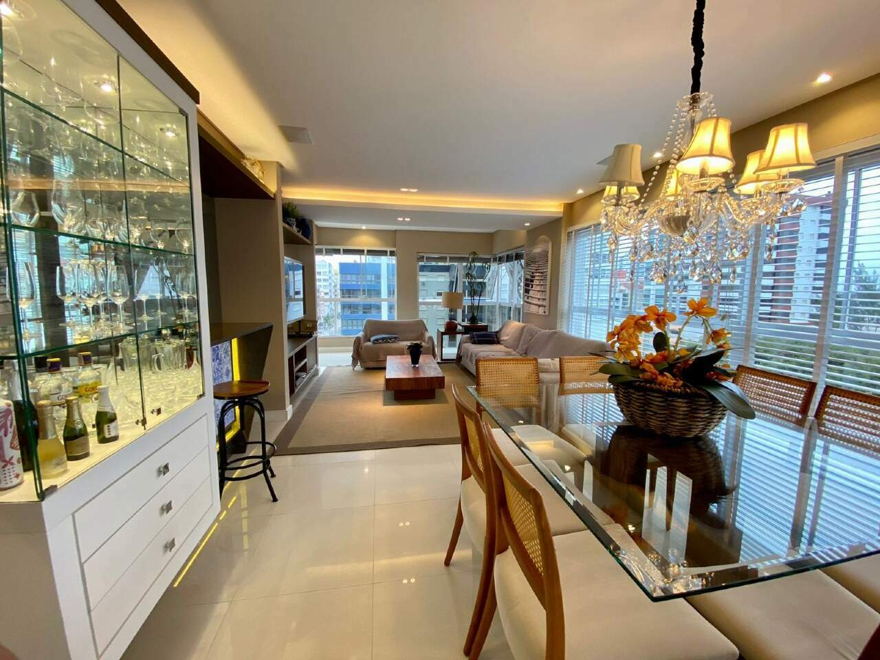 Apartamento à venda no Zona Nova: 