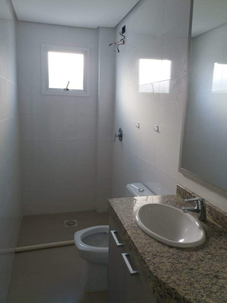 Apartamento à venda no Zona Nova: 