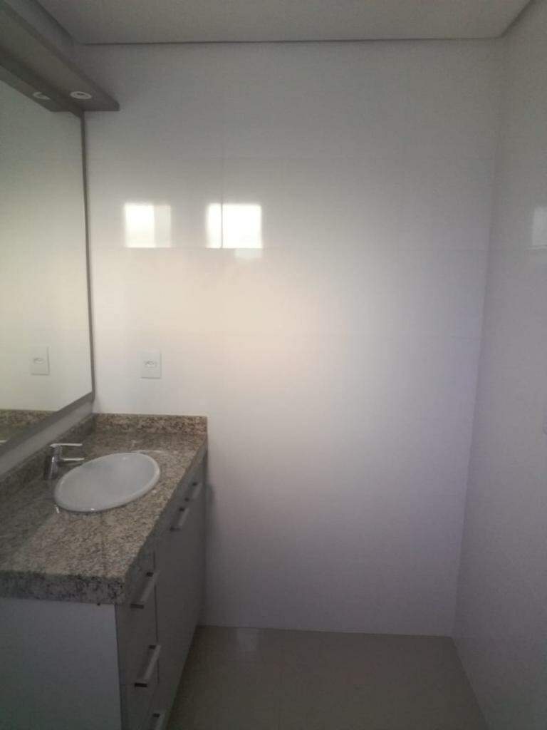 Apartamento à venda no Zona Nova: 