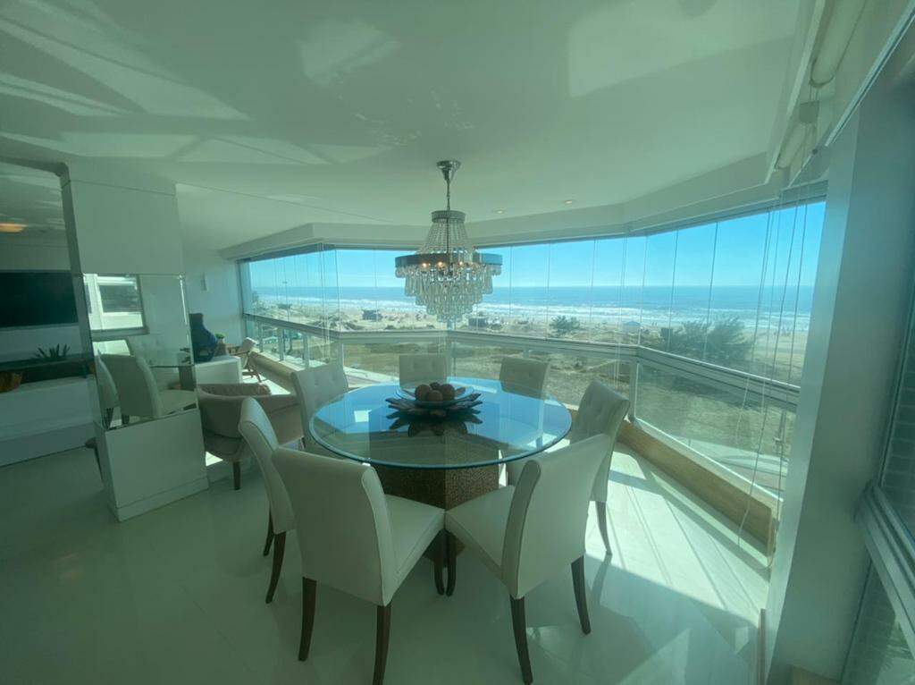 Apartamento à venda no Navegantes: 