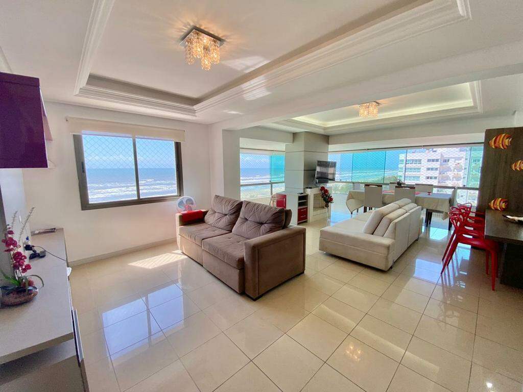 Apartamento à venda no Navegantes: 