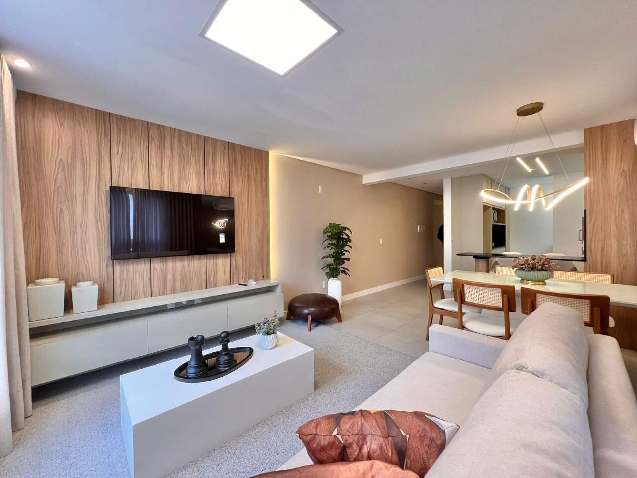 Apartamento à venda no Zona Nova: 