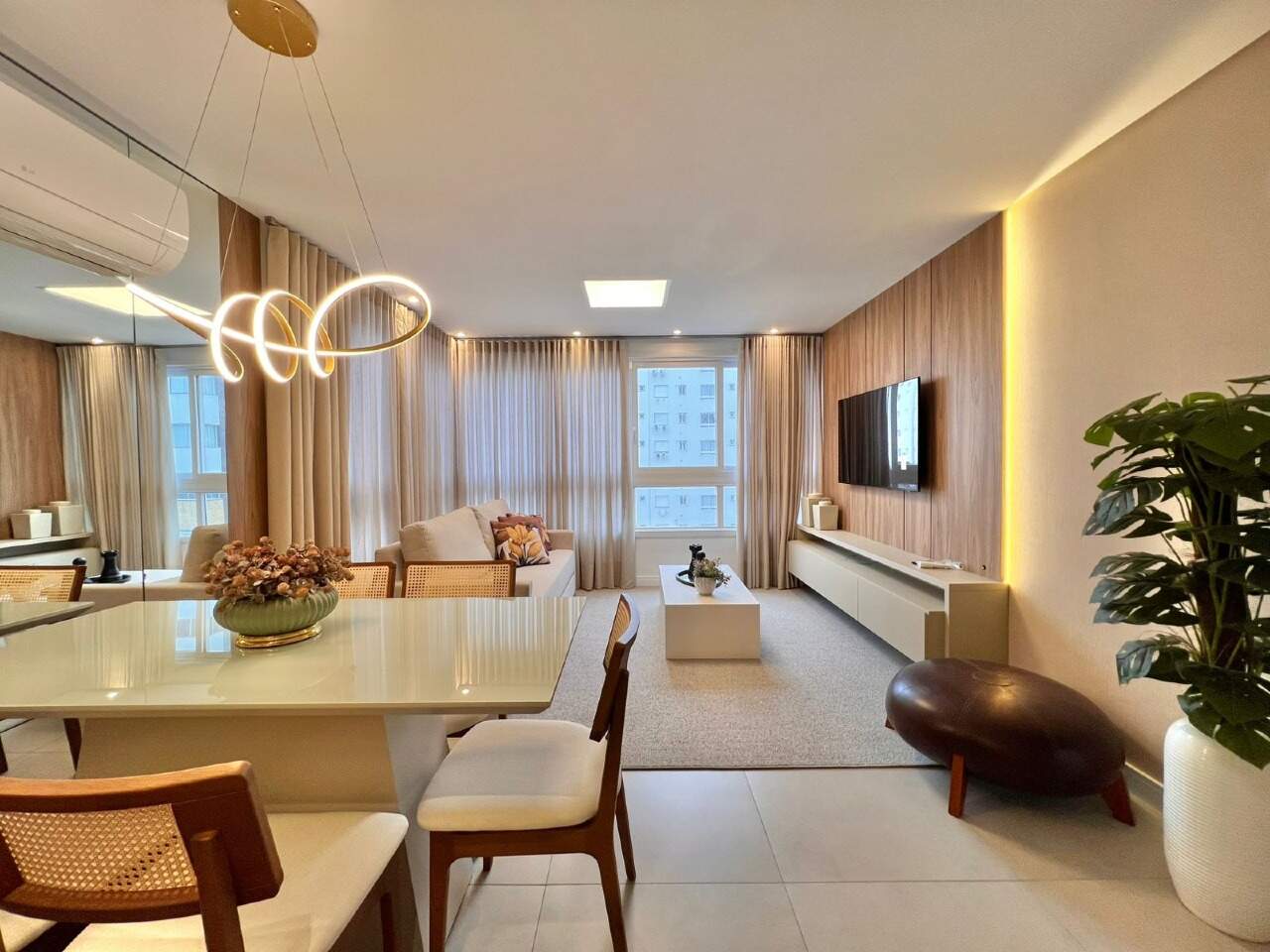 Apartamento à venda no Zona Nova: 