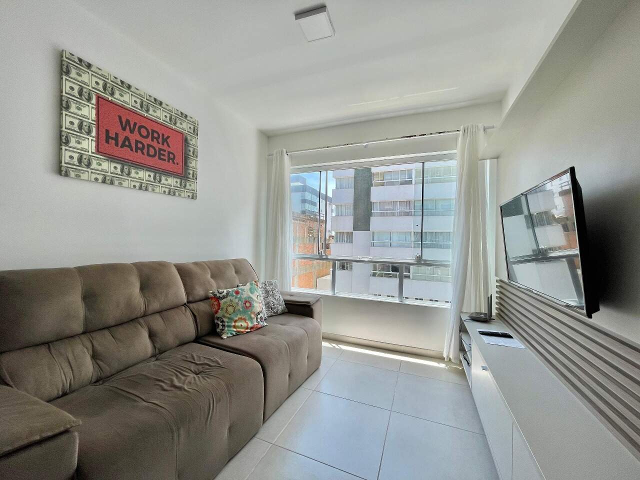 Apartamento à venda no Zona Nova: 