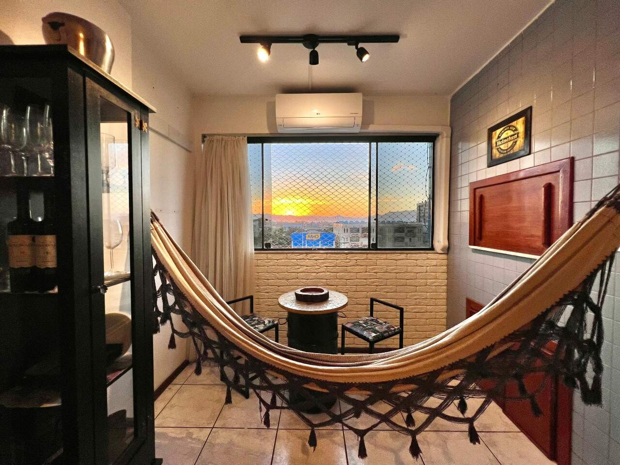 Apartamento à venda no Zona Nova: 