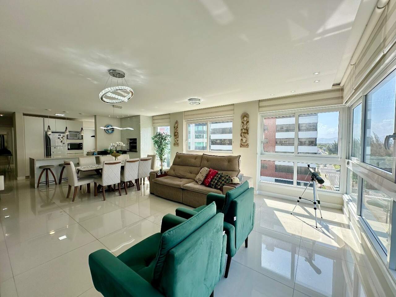 Apartamento à venda no Zona Nova: 
