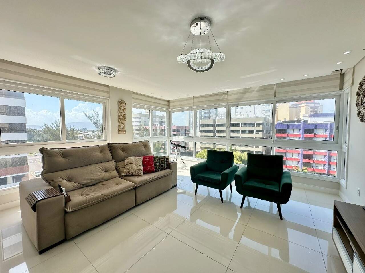 Apartamento à venda no Zona Nova: 