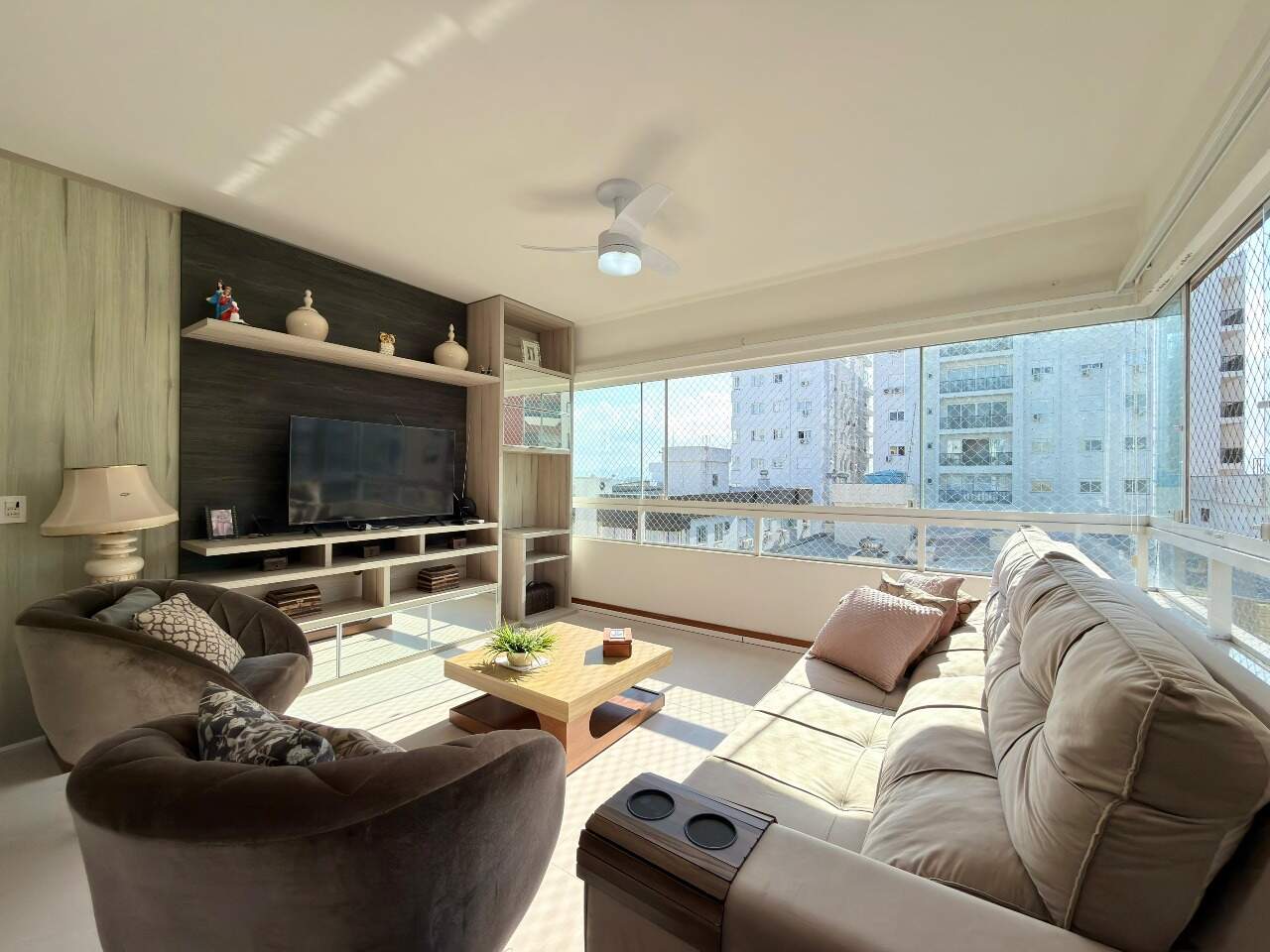 Apartamento à venda no Zona Nova: 
