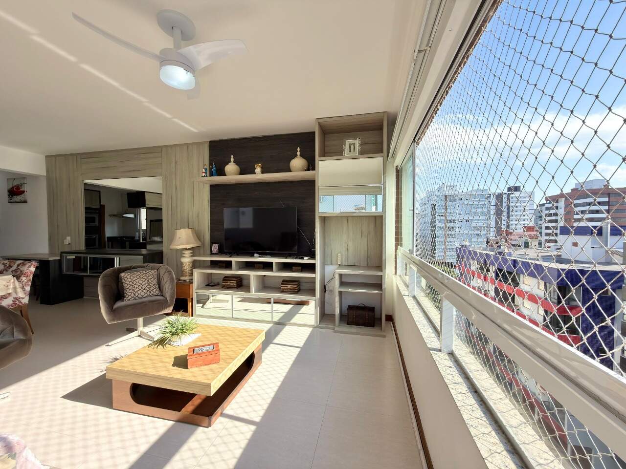 Apartamento à venda no Zona Nova: 