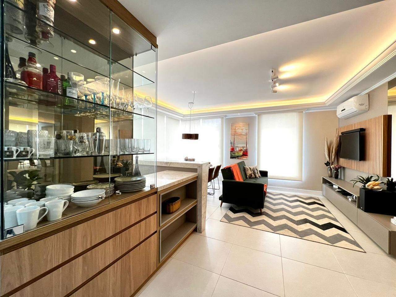 Apartamento à venda no Zona Nova: 