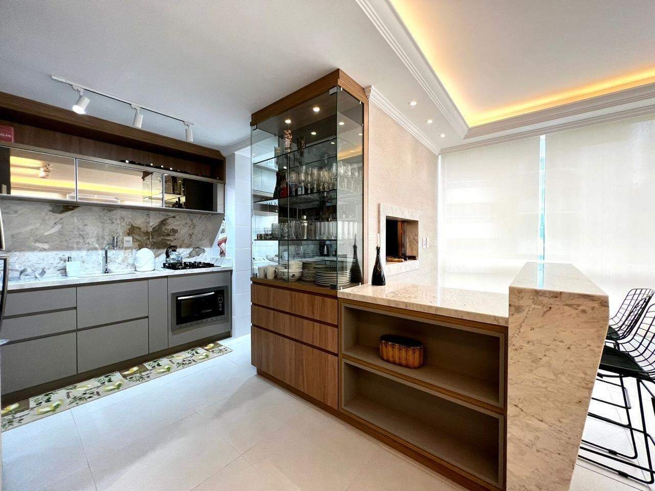 Apartamento à venda no Zona Nova: 