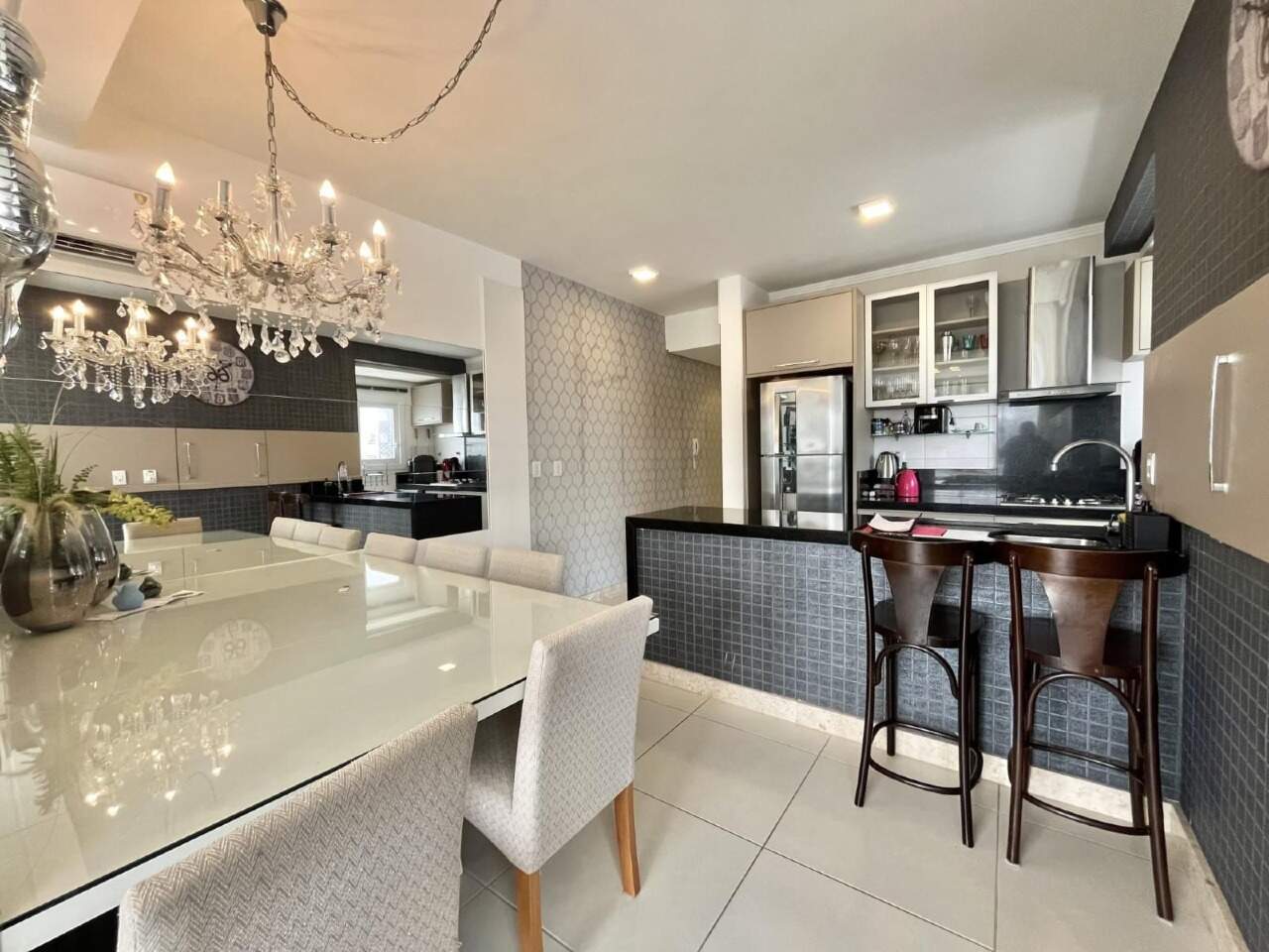 Apartamento à venda no Zona Nova: 