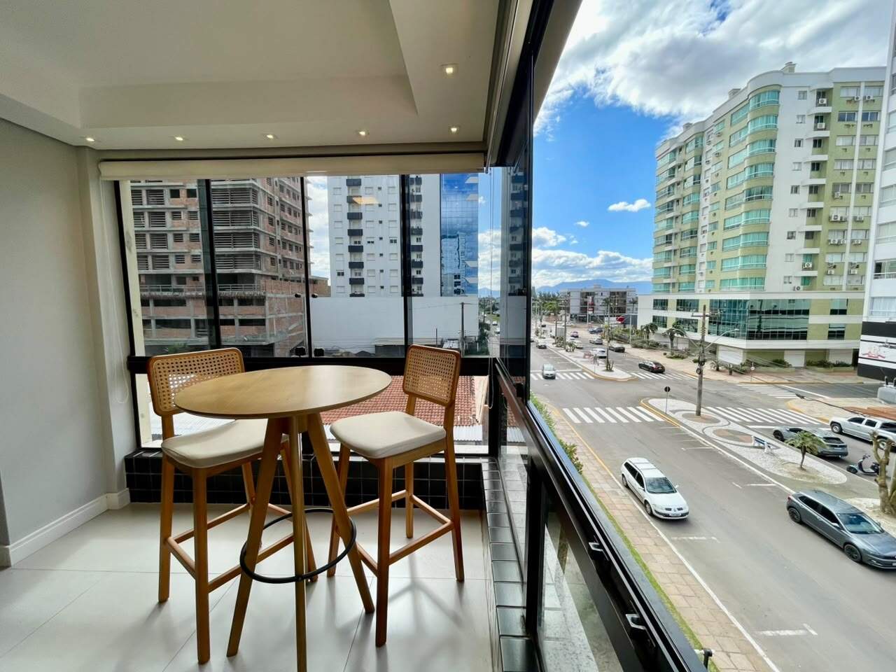 Apartamento à venda no Zona Nova: 
