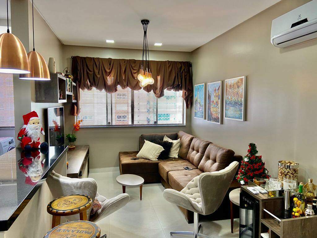Apartamento à venda no Navegantes: 